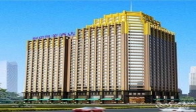 Enrichee Gloria Plaza Hotel