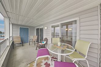 Bayfront W/ Private Balcony & Sweeping Views 2 Bedroom Condo, фото 16 Bayfront W/ Private Balcony & Sweeping Views 2 Bedroom Condo, фото 16