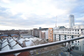 Modern 2 Bedroom Apartment Near Chelsea Harbour With Balcony, фото 6