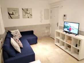 Studio in Málaga, With Wonderful City View and Wifi, фото 2