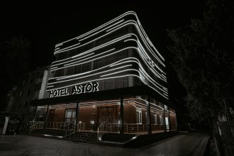 Отель Astor