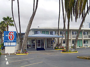 Motel 6 San Diego Airport - Harbor