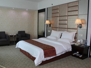 Atour Hotel (Fuzhou Wursi Road Wenquan Park), фото 3