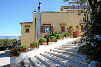 Oasi Madre della Pace - Bed and Breakfast Sorrento