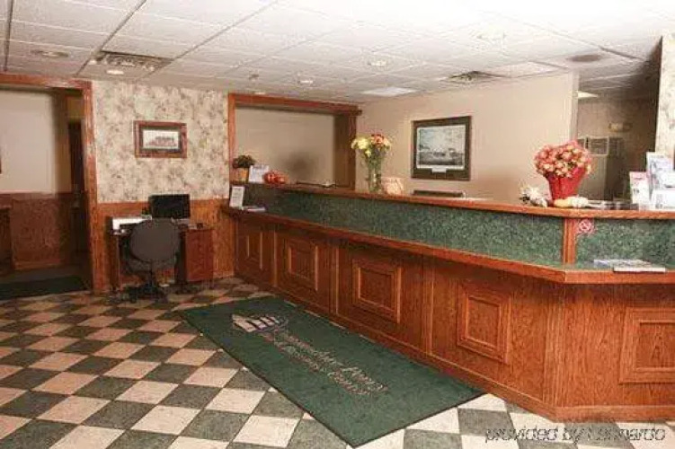 Commodore Perry Inn and Suites — фото 2