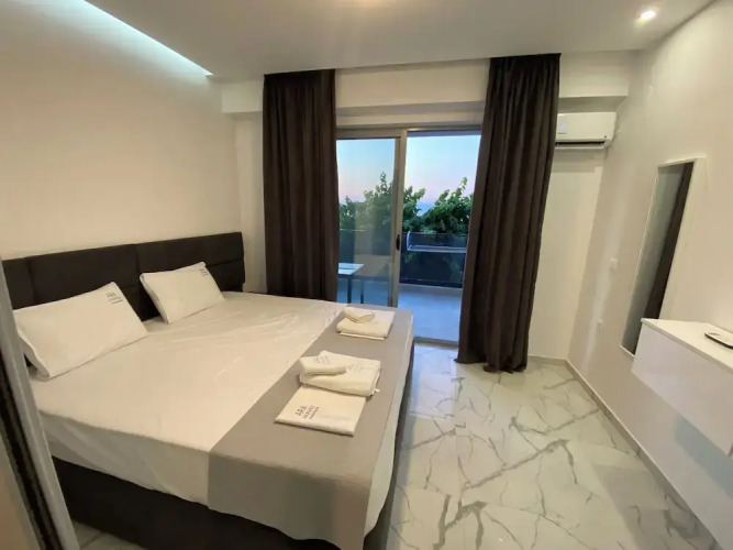 ARA Luxury Suites — фото 2