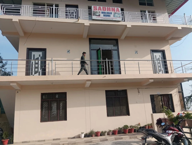Shadhna Holiday Homes