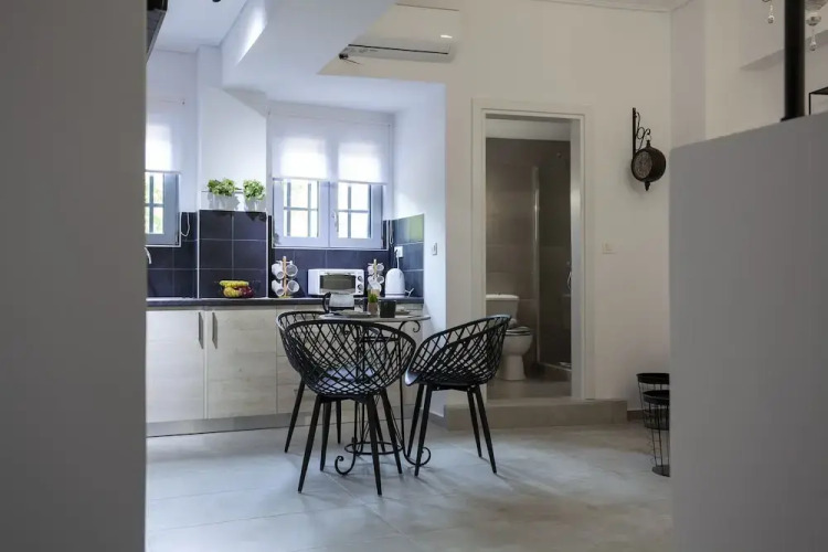 Hephaestus luxury flat Psyrri square — фото 2
