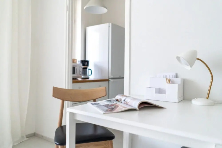 Upper floor studio with a balcony — фото 2