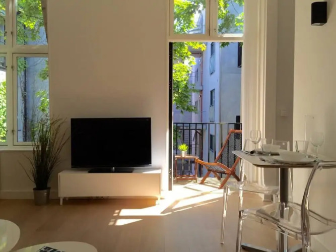 StayPlus Central Apt Balcony — фото 3