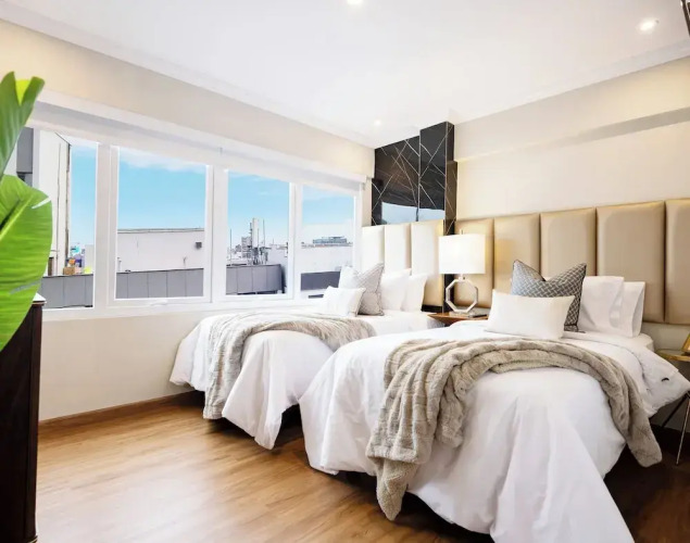 Penthouse Jacuzzi Luxury Duplex 4BR — фото 2
