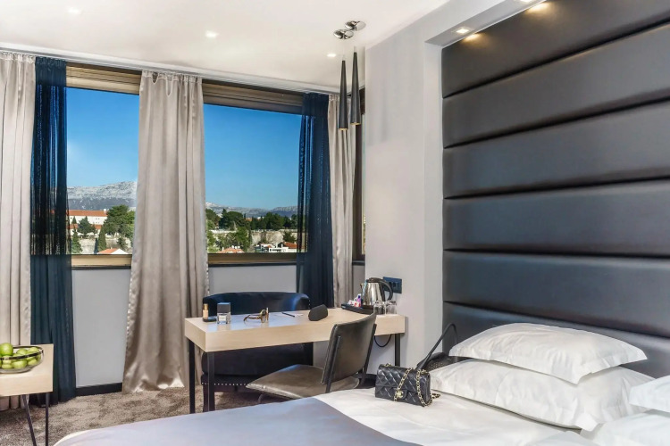 The View Luxury Rooms — фото 2