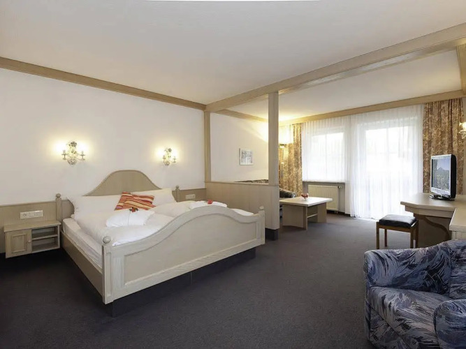 Hotel Eisensteiner Hof — фото 3