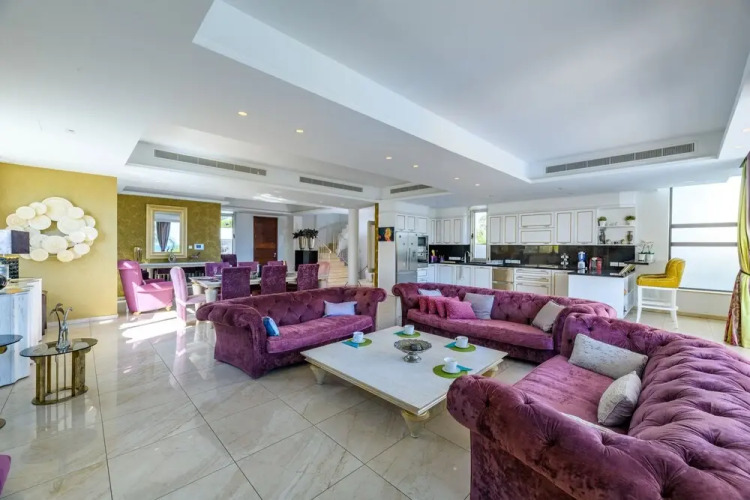 Lombardi Seafront Villa — фото 2