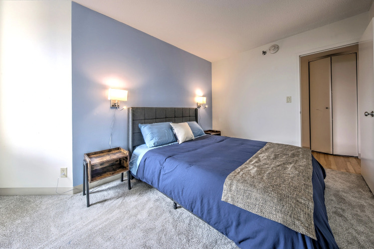 Upscale Apt with everything you need! — фото 4