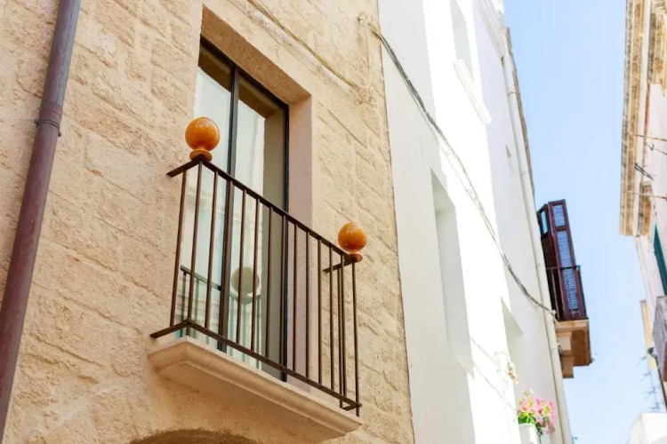 Bayit Charming Place