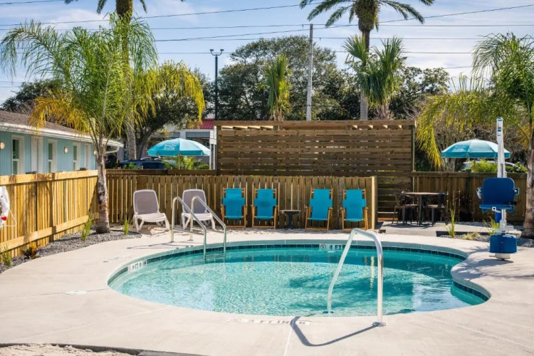 The Hotel Palms Poolside — фото 2