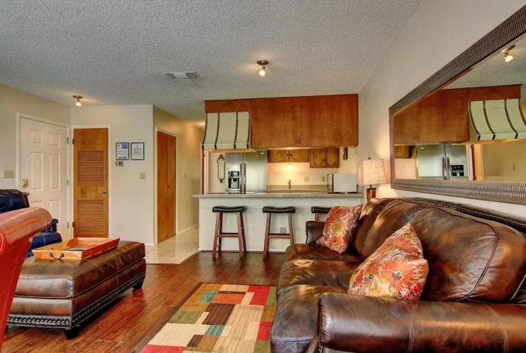 Comal River Condo 307 — фото 2