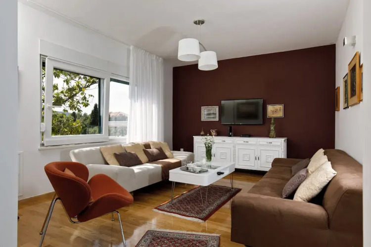 Luxury beach apartment private parking — фото 3
