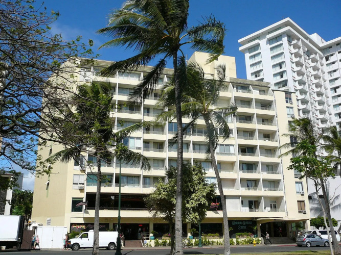 Castle at Waikīkī Grand