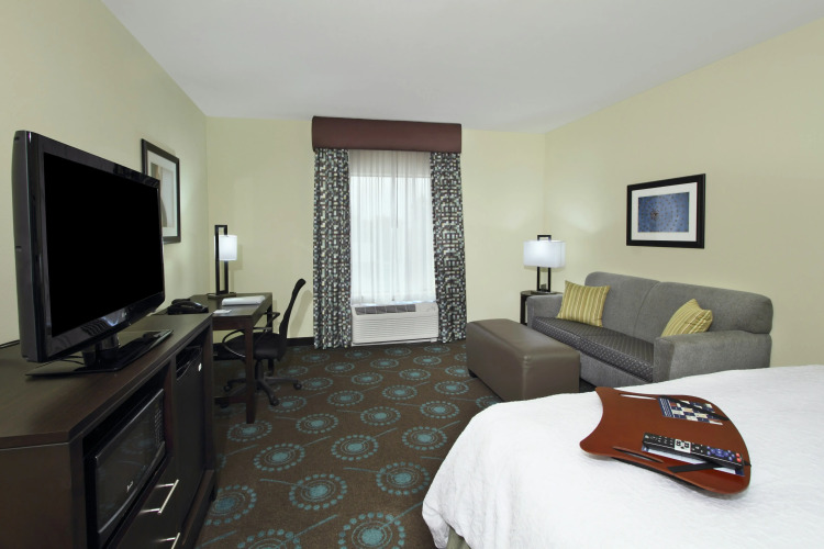 Hampton Inn Beeville — фото 3