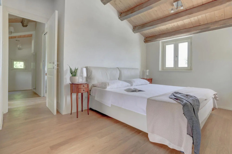 2Basl · Montefreddo - Two Bedroom Split Level — фото 3