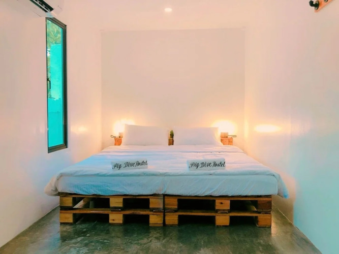 Pig Dive Hostel — фото 4