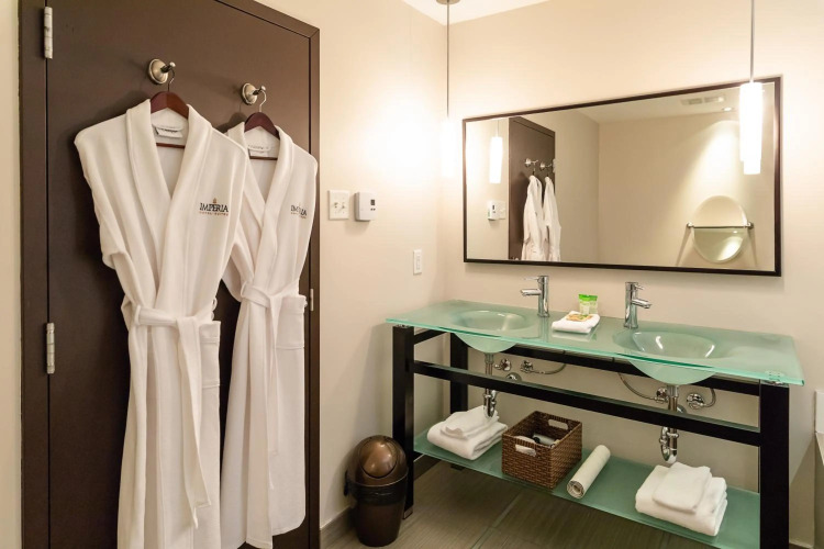Imperia Hotel and Suites — фото 4
