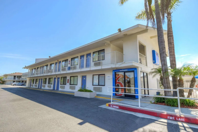 Motel 6 San Ysidro, CA - San Diego - Border