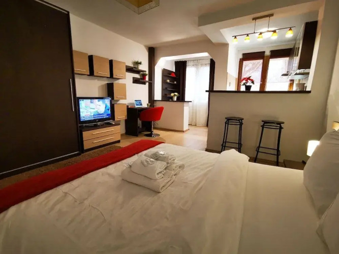 Studio D- RedBed Self-Catering Apartments — фото 3