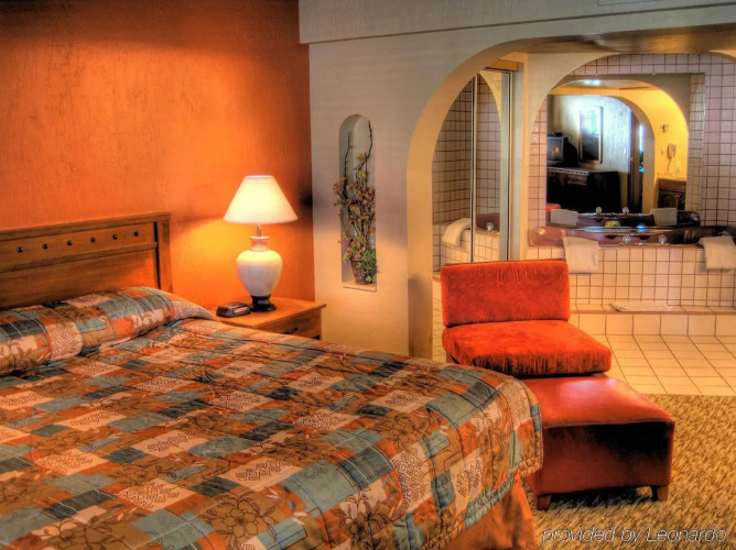 Dobson Ranch Inn & Suites LLC — фото 2