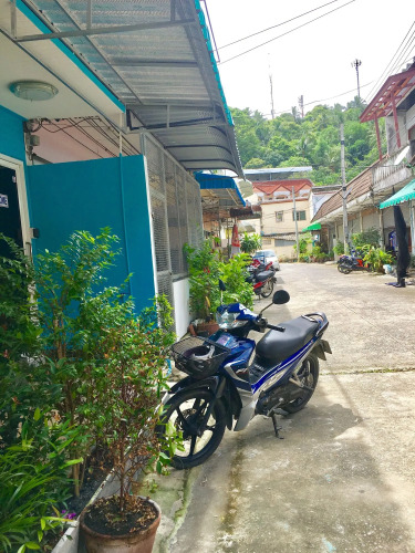 Kata S.T. House