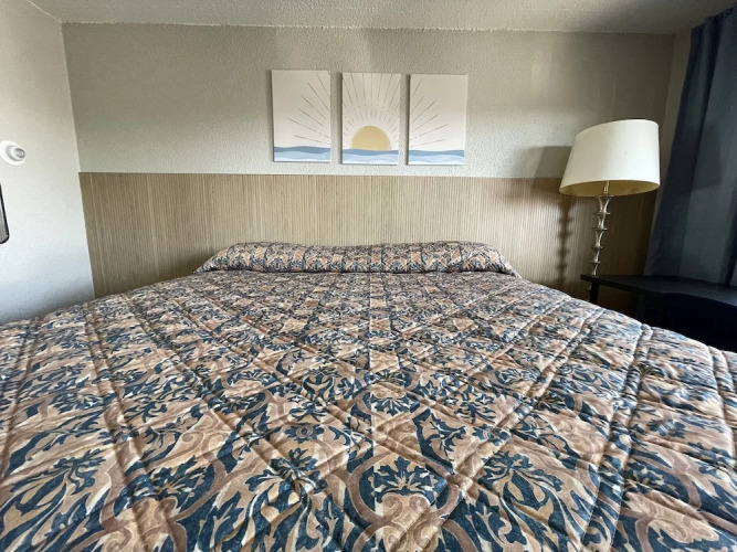Stone Creek Inn