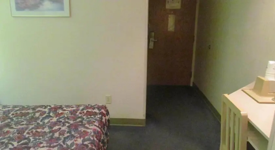 Microtel Inn Champaign — фото 4
