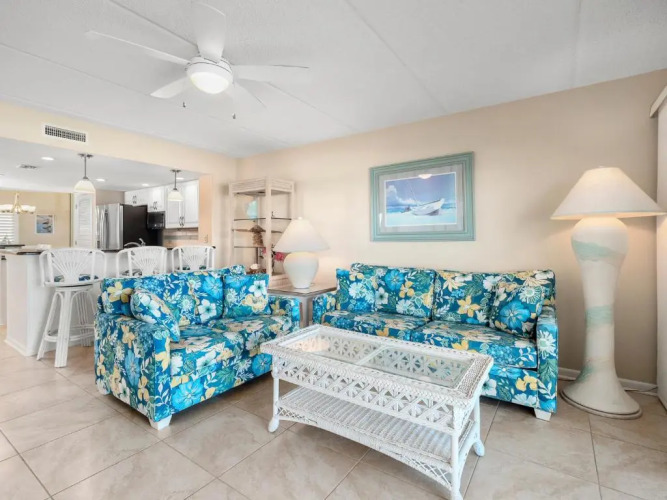 Windjammer 210, 2 Bedrooms, Sleeps 6, Ocean Front, Pool, Elevator — фото 2