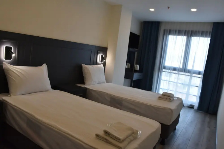 Shishly Palace Hotel