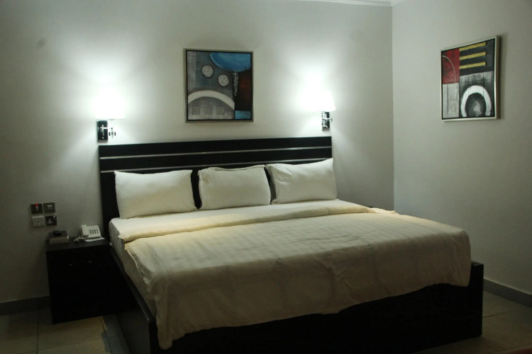Reliance Royal Suites — фото 5