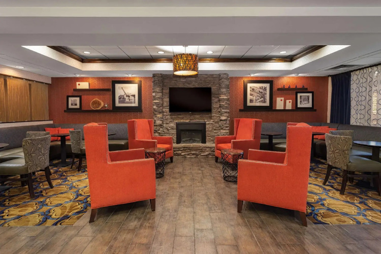 Hampton Inn Bristol — фото 2
