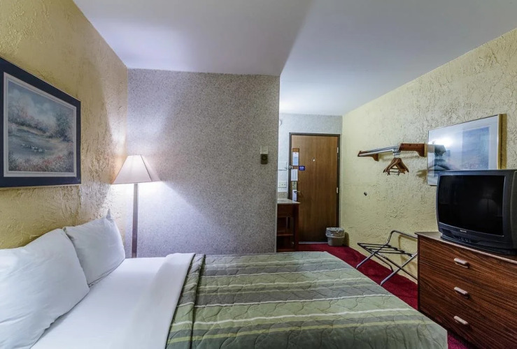 Rodeway Inn — фото 4