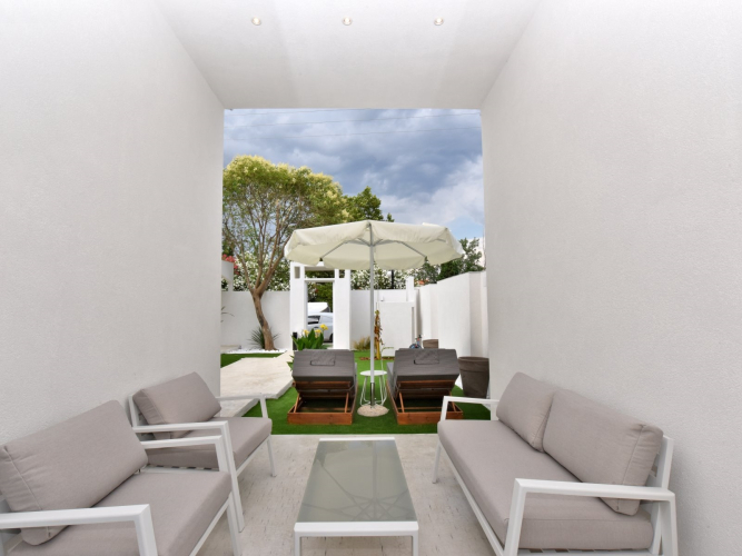 4 Elements Earth Luxury Suites — фото 5