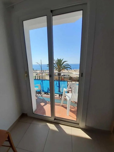 Hostal Lloret Playa — фото 2