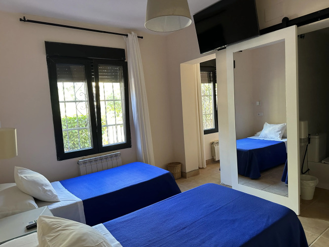Hostal Moscatel — фото 2