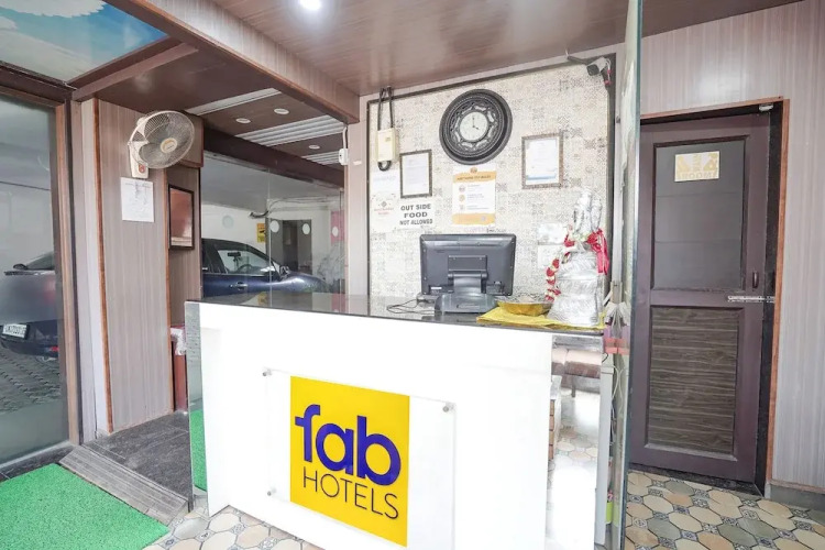 Fabhotel Krishna Heights