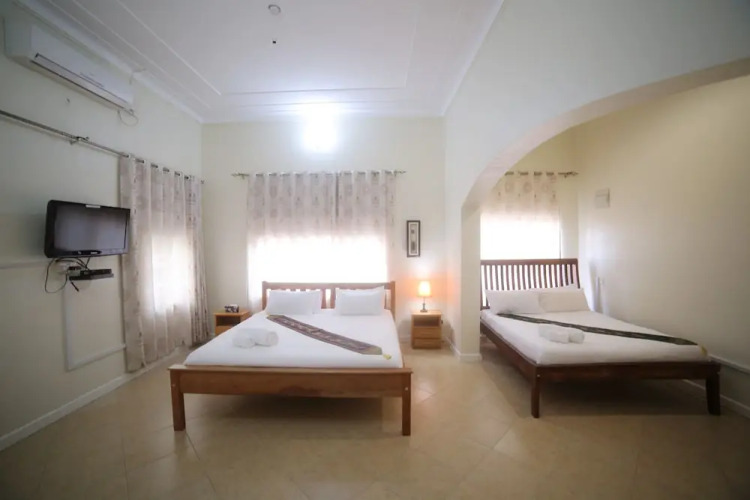 Entebbe Palm Hotel — фото 4