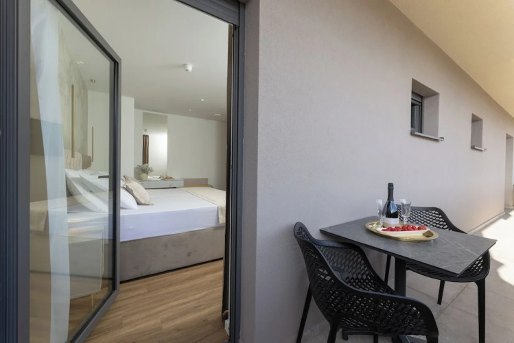 Отель Sunday Residence and Spa Split — фото 3