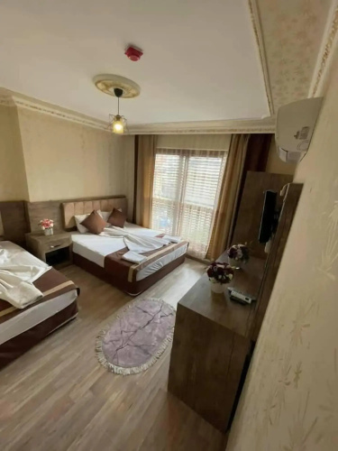 Ozgur Hotel