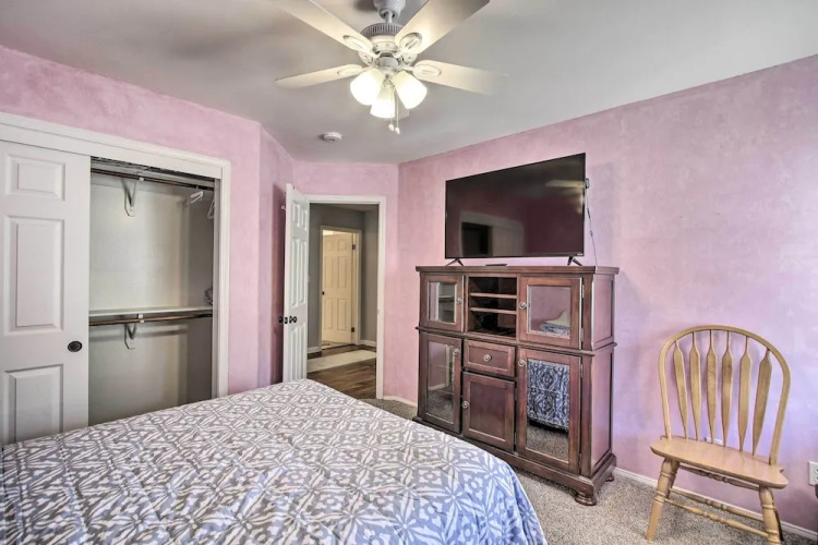 Welcoming Tehachapi Home w/ Deck & Grill! — фото 4