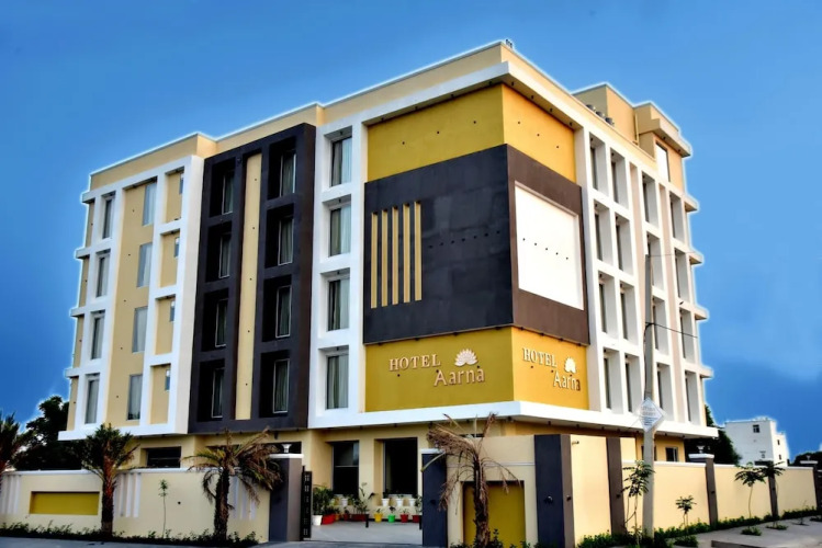 Hotel Aarna