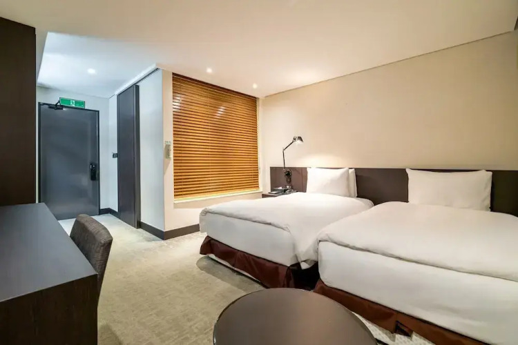 The Sky Hotel