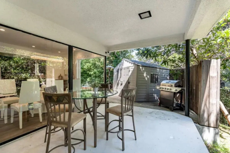 Multiview Manor — фото 2